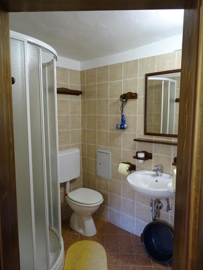 Apartmaji Pr-Gujlu Sela Nad Podmelcem 5220 Tolmin Podmelec Bagian luar foto